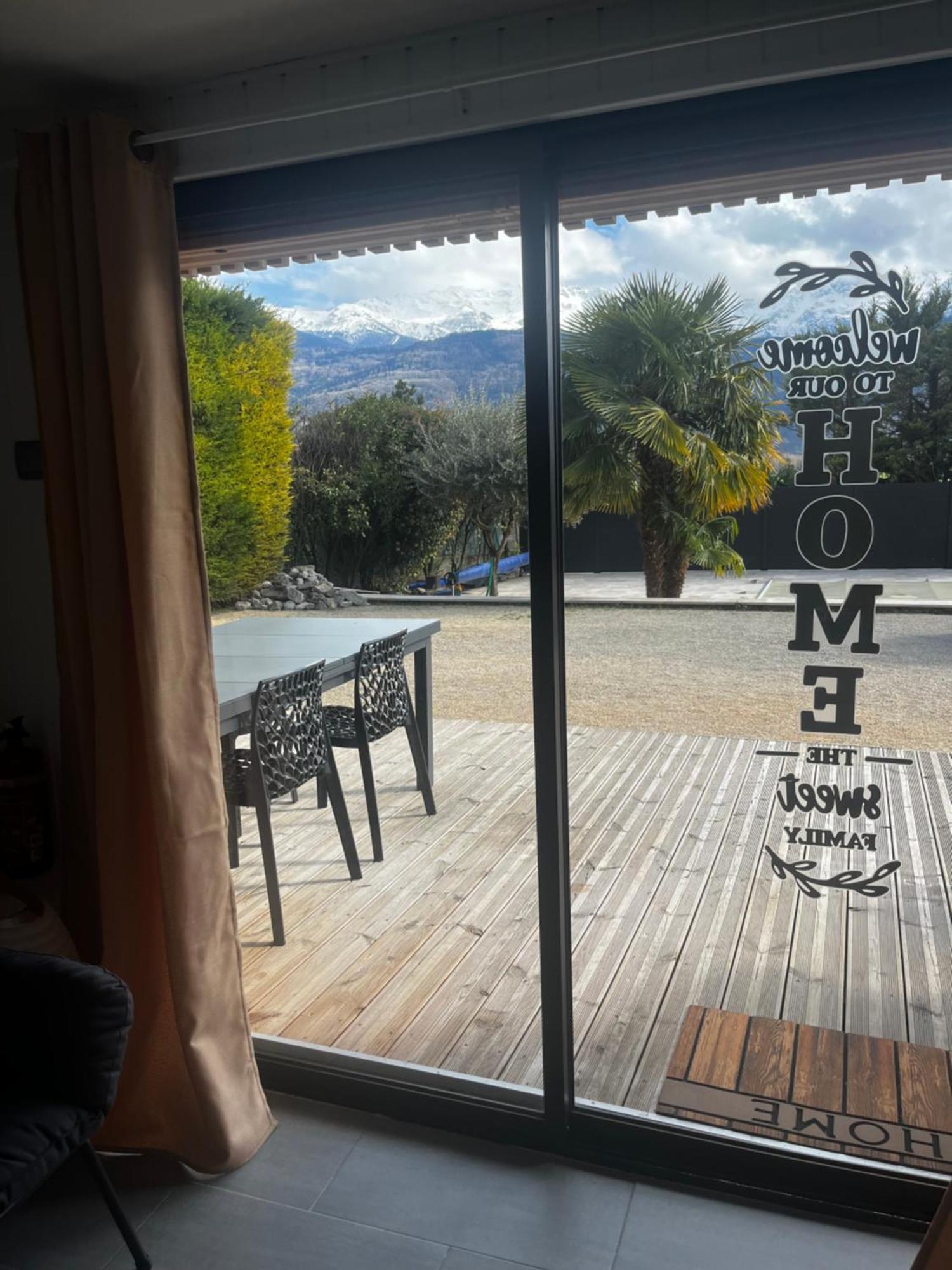 Logement Icare 5Km De Crolles, Soitec , St Lumbin Luaran gambar