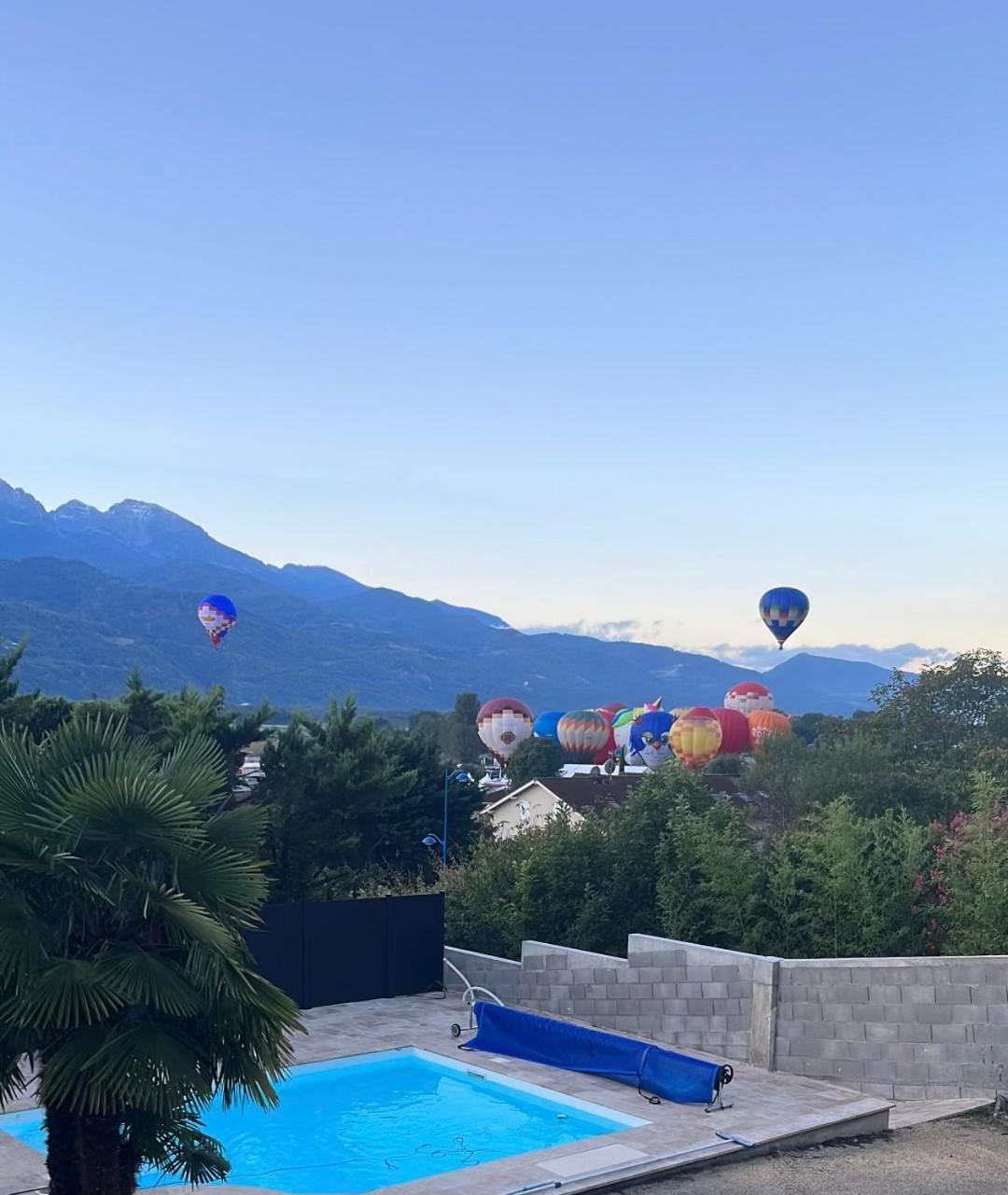 Logement Icare 5Km De Crolles, Soitec , St Lumbin Luaran gambar